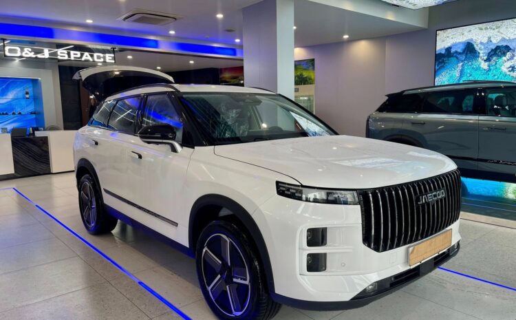  Omoda & Jaecoo tiếp tục giảm giá: Omoda C5 rẻ ngang Sonet, Jaecoo J7 ‘xanh chín’ với CX-5, Tucson